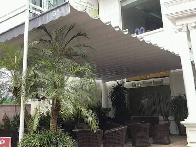 bạt mái xếp che nắng mưa quán cafe tại huyện nhơn trạch - Đồng Nai